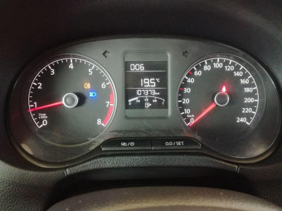 Volkswagen Polo 1.6 MT (105 л. с.)