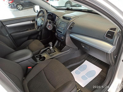 Kia Sorento 2.4 MT 4WD (175 л. с.) Comfort