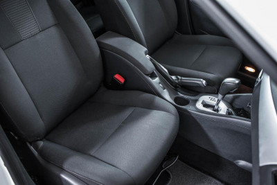 Renault Megane 1.6 AT (106 л. с.)