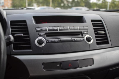 Mitsubishi Lancer 1.5 MT (109 л. с.)