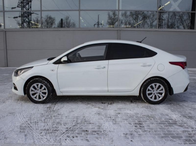 Hyundai Solaris 1.4 AT (100 л.с.)