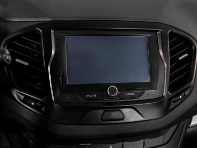 LADA Vesta 1.6 MT (106 л. с.)