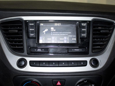 Hyundai Solaris 1.4 AT (100 л.с.)