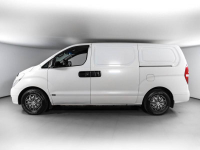 Hyundai H1 2.5 CRDi AT (145 л.с.)