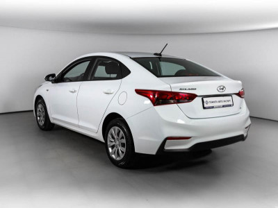 Hyundai Solaris 1.6 AT (123 л.с.)