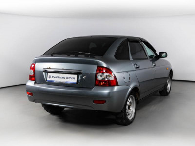 LADA Priora 1.6 MT 16 кл (Евро-3) (98 л. с.)