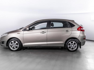 Chery Very 1.5 MT (109 л. с.)