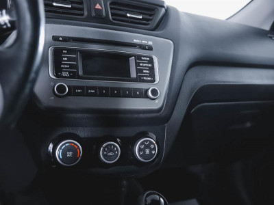 Kia Rio 1.6 AT (123 л. с.)