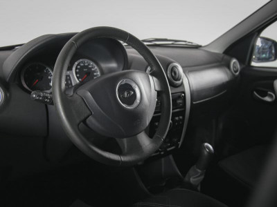 LADA Largus универсал 1.6 MT 16 кл (5 мест) (106 л. с.)