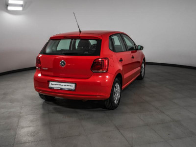 Volkswagen Polo 1.2 MT (70 л. с.)