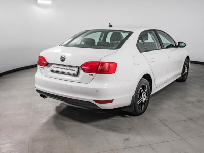 Volkswagen Jetta 1.4 TSI MT (122 л. с.)