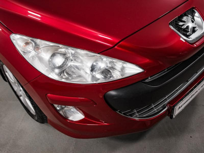 Peugeot 308 1.6 VTi AT (120 л. с.)