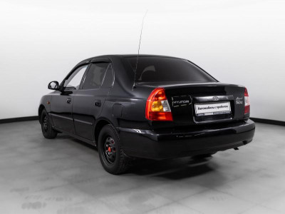 Hyundai Accent 1.5 MT (102 л. с.)