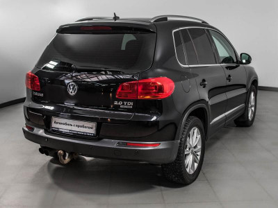 Volkswagen Tiguan 2.0d AT (140 л.с.) 4WD