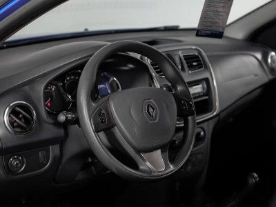 Renault Sandero Stepway 1.6 MT (102 л. с.)