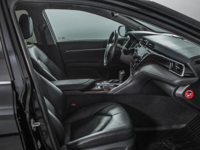 Toyota Camry 2.5 AT (181 л. с.)