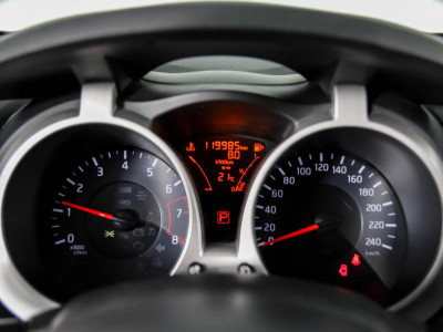Nissan Juke 1.6 CVT (117 л. с.)