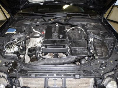 Mercedes-Benz E-Класс E 200 Kompressor AT (184 л. с.)