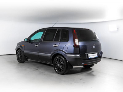 Ford Fusion 1.4 MT (80 л. с.)