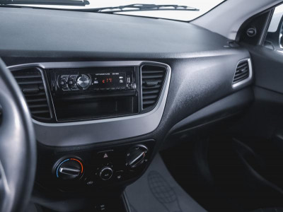 Hyundai Solaris 1.4 AT (100 л.с.)