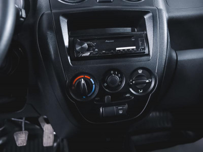 LADA Granta седан 1.6 MT 8кл (87 л. с.)