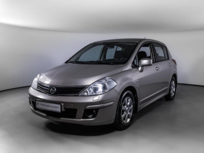 Nissan Tiida 1.6 AT (110 л. с.)