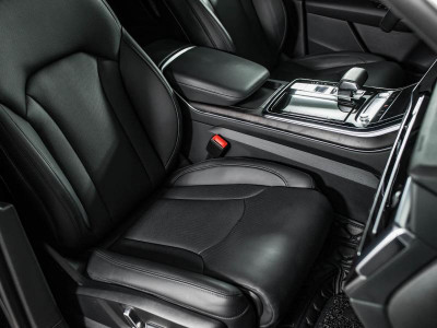 Audi Q8 55 TFSI Tiptronic quattro (340 л.с.)