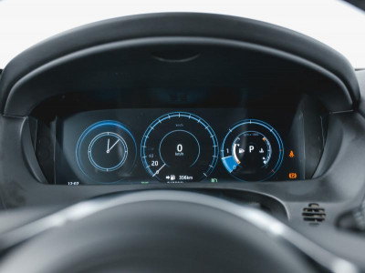 Jaguar F-Pace 3.0 D AT AWD (300 л.с.)