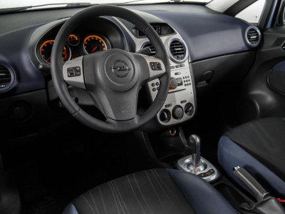 Opel Corsa 1.2 Easytronic (80 л. с.)