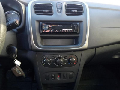 Renault Sandero 1.6 MT (113 л. с.)