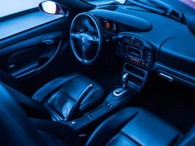 Porsche Boxster 2.7 AT (228 л.с.)