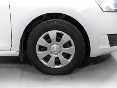 ŠKODA Rapid 1.6 MT (90 л. с.)