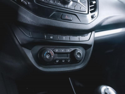 LADA Vesta SW 1.6 MT (106 л.с.)