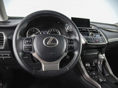 Lexus NX 200 2.0 CVT (151 л.с.) 4WD