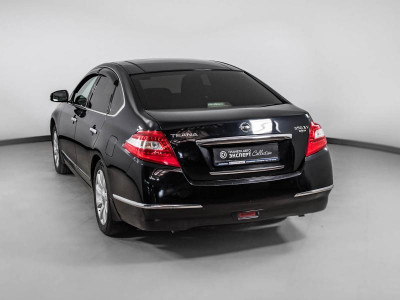 Nissan Teana 3.5 Xtronic (249 л. с.)