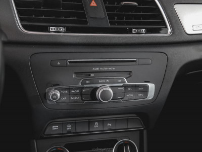 Audi Q3 2.0 AT (180 л.с.) 4WD
