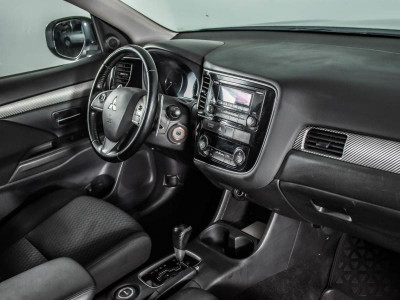 Mitsubishi Outlander 2.4 CVT 4WD (167 л. с.)