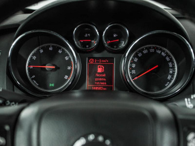 Opel Astra GTC 1.4 Turbo AT (140 л. с.)