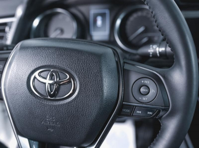 Toyota Camry 2.0 AT (150 л.с.)