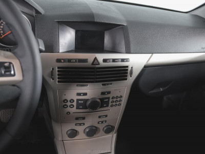 Opel Astra 1.6 Easytronic (115 л. с.)