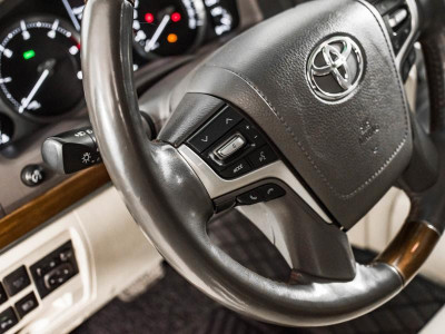 Toyota Land Cruiser 4.5 TD AT (249 л. с.)