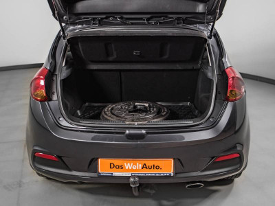 Kia Ceed 1.6 MT (129 л. с.)