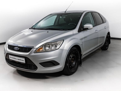 Ford Focus 1.6 AT (101 л. с.)