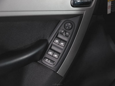 Citroen C4 Picasso 1.6 AT (150 л.с.)