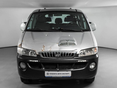 Hyundai Starex 2.5D MT (101 л.с.)