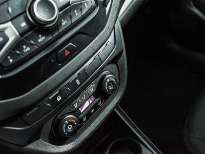 LADA Vesta SW 1.6 MT (106 л.с.)