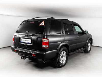 Nissan Pathfinder 3.3 4WD AT (150 л. с.)