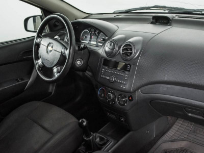Chevrolet Aveo 1.2 MT (84 л. с.)