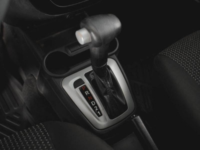 LADA Granta седан 1.6 AT 16кл (98 л. с.)