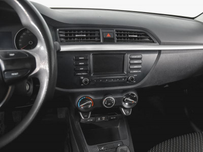 Kia Rio 1.4 MT (100 л. с.)